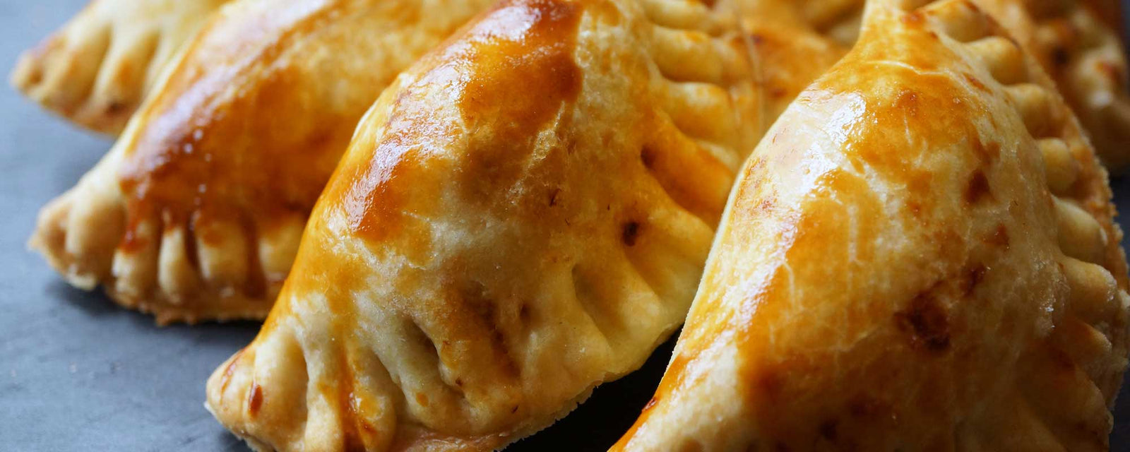 Empanadas au thon et aux 2 tomates