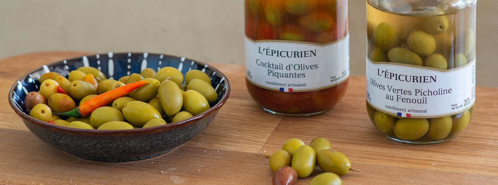 Olives, citrons confits & cornichons